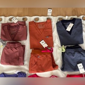 Figs Women’s Scrubs